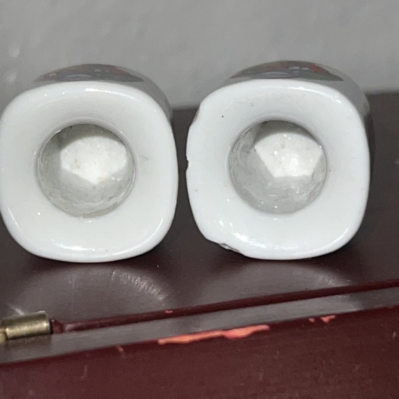 Pair of Mini Santa Clause Taper Candle Holders Two Tiny Candle Holders Ceramic - Picture 3 of 6